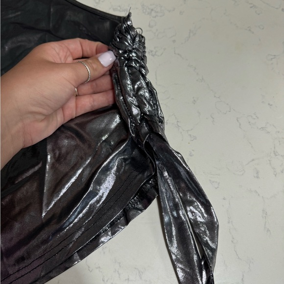 Metallic Skirt Set - Picture 5 of 5